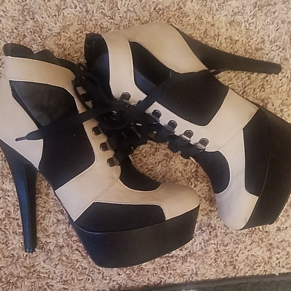 Womens booties